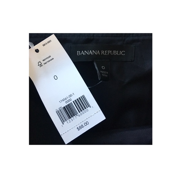 Banana Republic • Drop-Waist Skirt - Picture 4 of 5